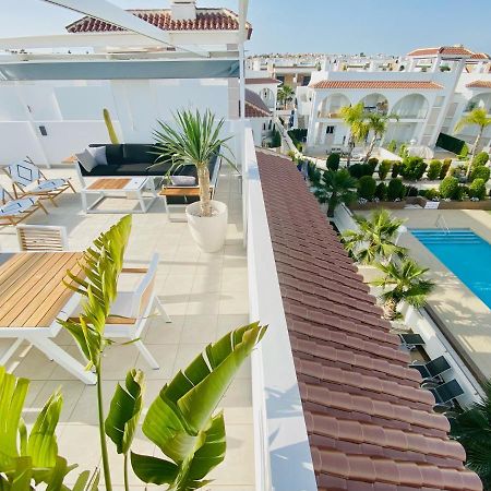 Fortuna Penthouse With Roof Terrace, Ac And Pool Рохалес Екстериор снимка