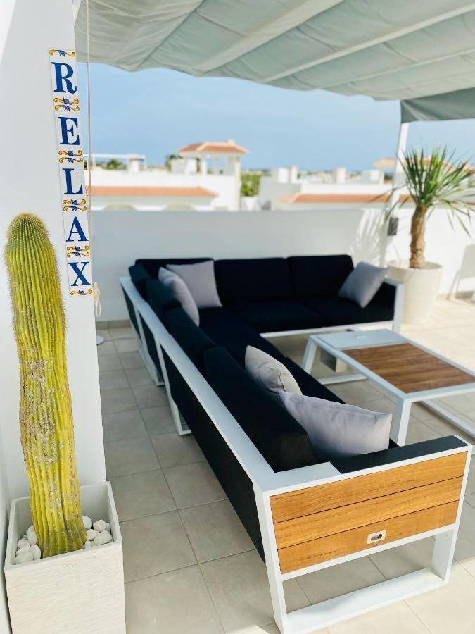 Fortuna Penthouse With Roof Terrace, Ac And Pool Рохалес Екстериор снимка