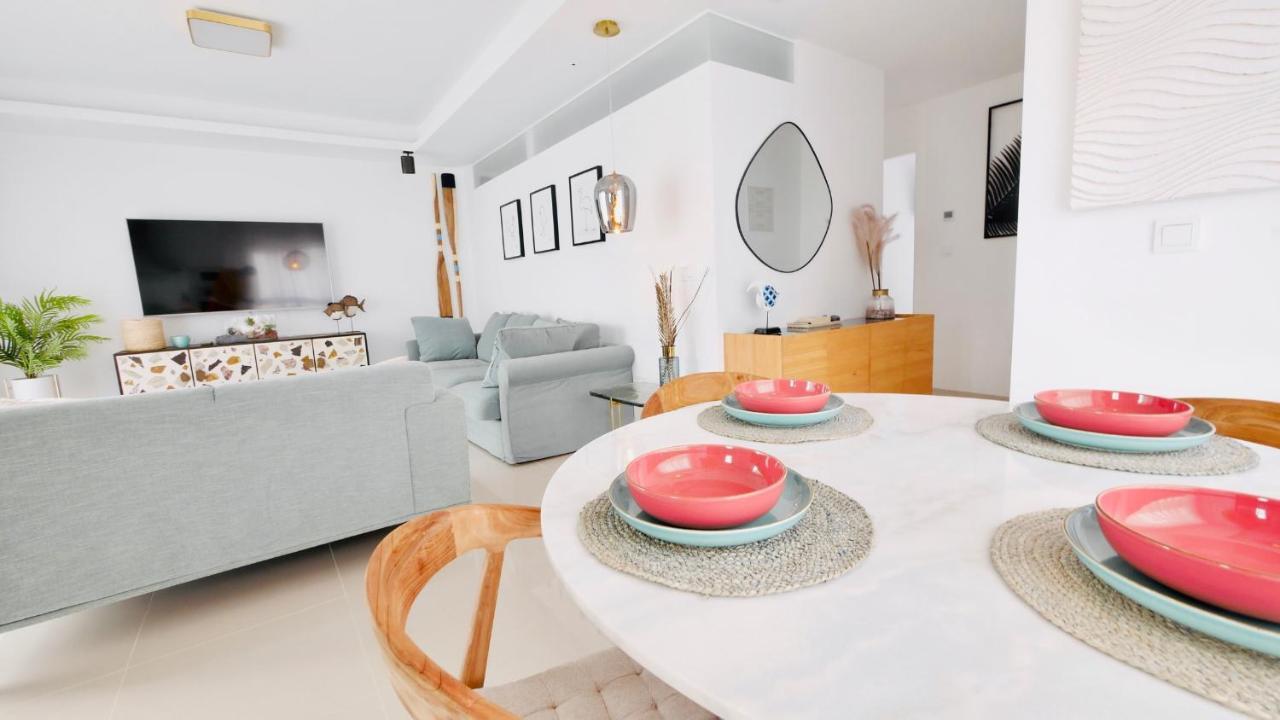Fortuna Penthouse With Roof Terrace, Ac And Pool Рохалес Екстериор снимка